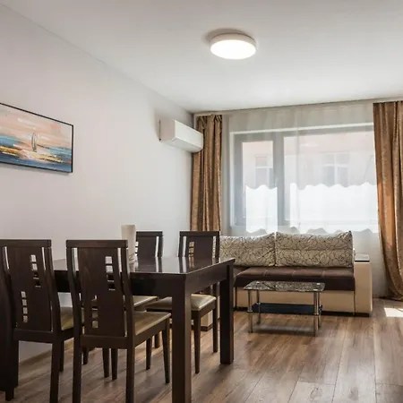 Apartament Marina Pearl • Center